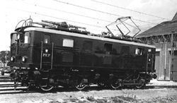 Elektrowz EL102, tory postojowe w Warszawie